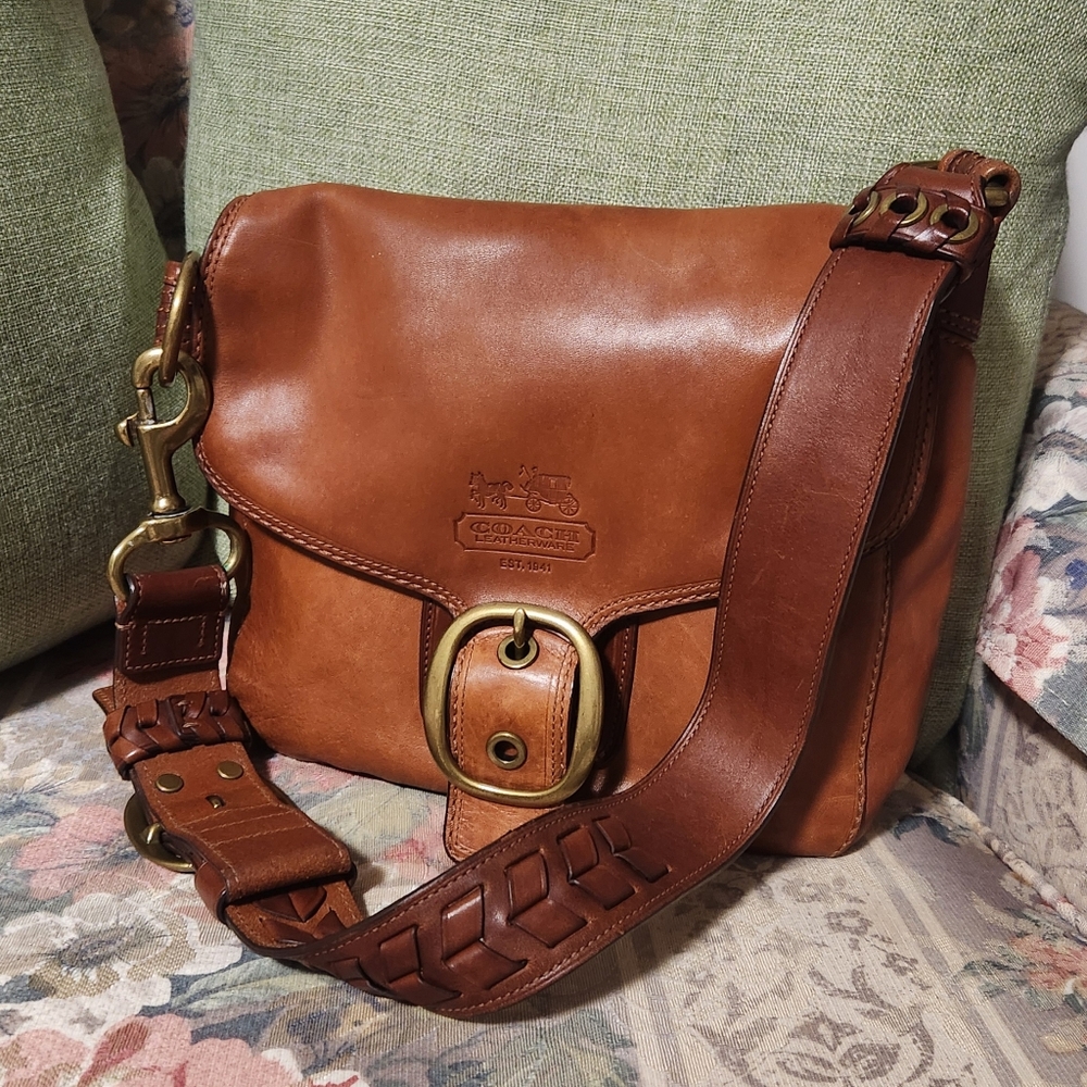**SOLD**Coach Shoulder Bag